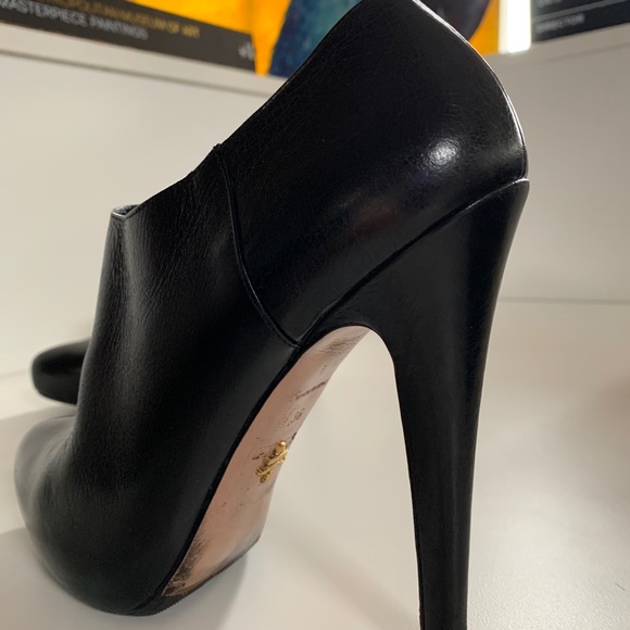 Leather booties PRADA - Picture 2 of 3